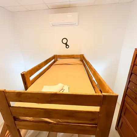 Hostel Multiaventura Active Andalucia *